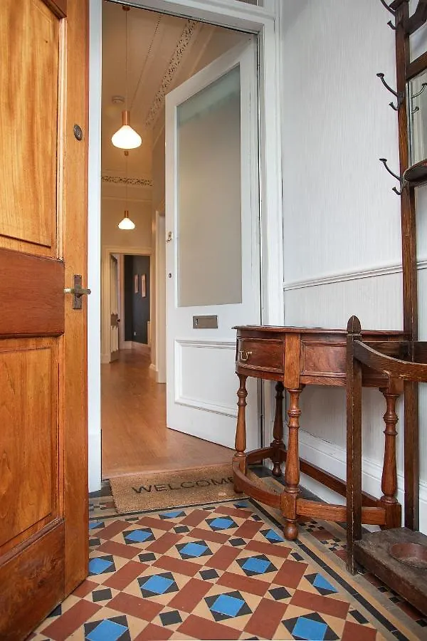 16 1 Eildon Street Villa Edinburgh